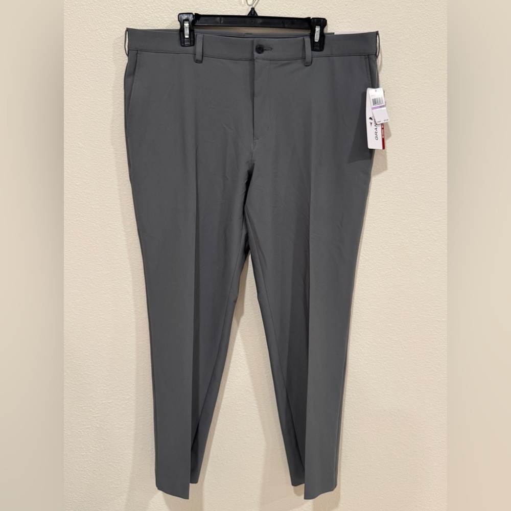 Grand Slam men’s golf pants size 38x32, nwt!